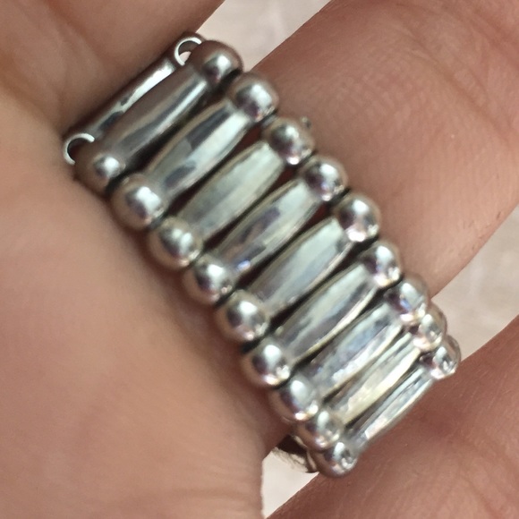 Ring - Picture 4 of 4